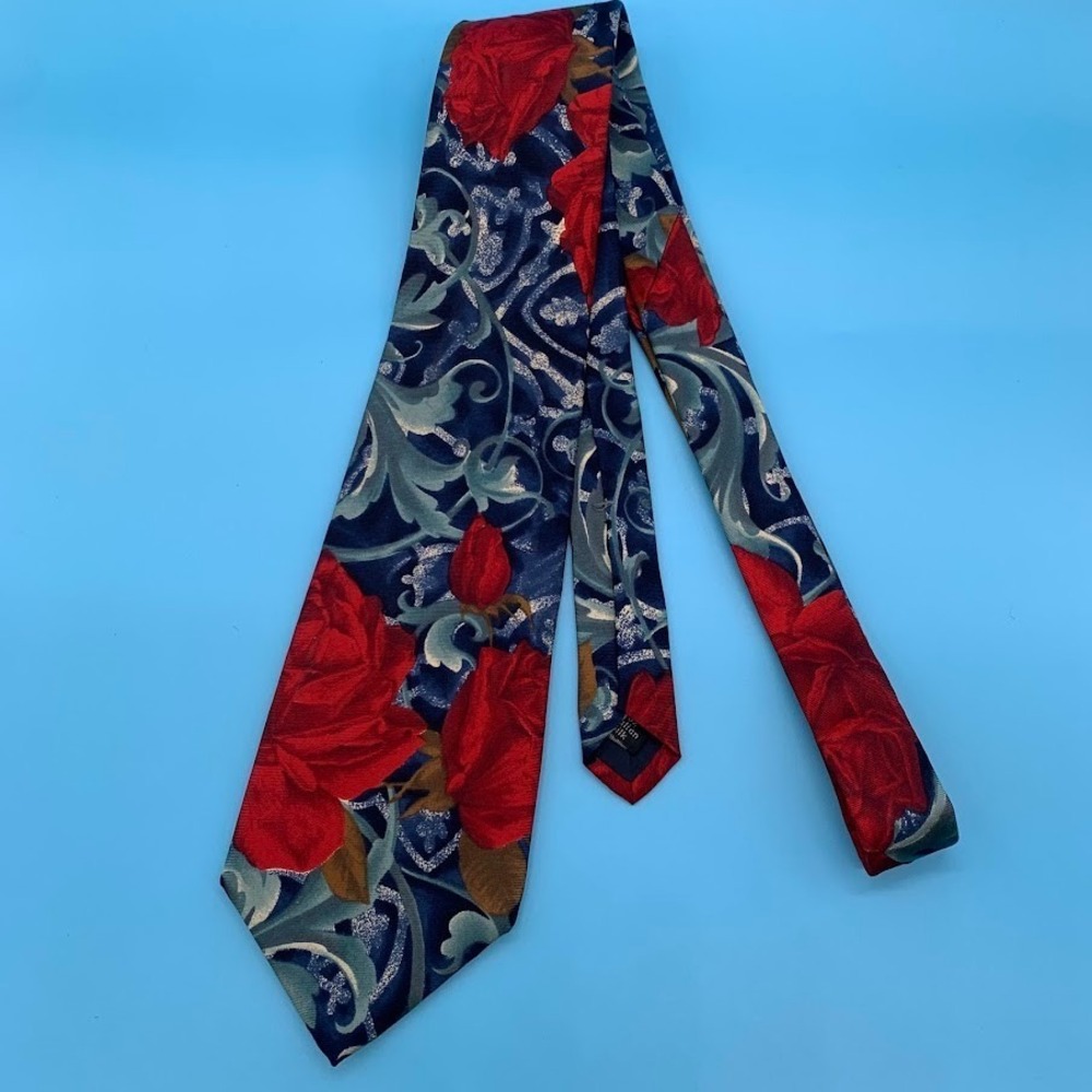 Vintage Bugatti Men's Classic Artsy  Floral Patterned Italian Silk Neck Tie